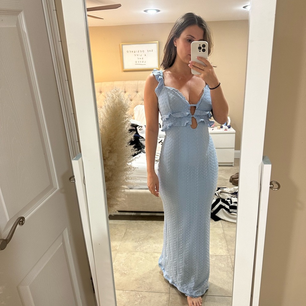 Elegant Blue Sleeveless Dress